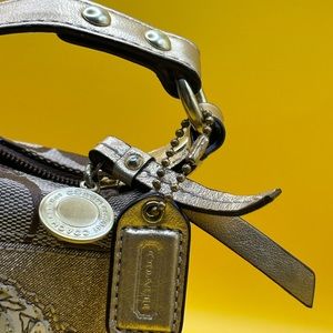 Vintage Coach purse with embroidery flowers
